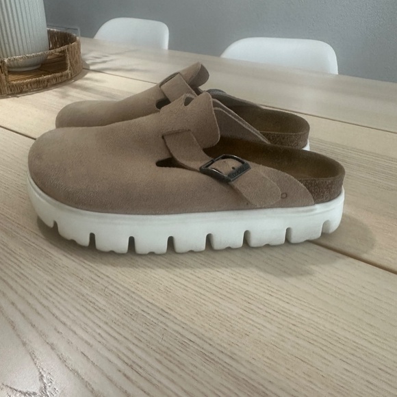 Platform Birks! Size 38 - Picture 3 of 3